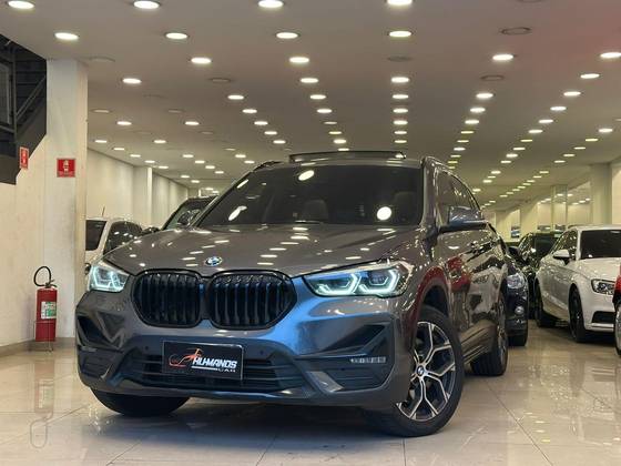 BMW X1 2.0 16V TURBO ACTIVEFLEX SDRIVE20I X-LINE 4P AUTOMÁTICO BMW X1 2.0 16V TURBO ACTIVEFLEX SDRIVE20I X-LINE 4P AUTOMÁTICO